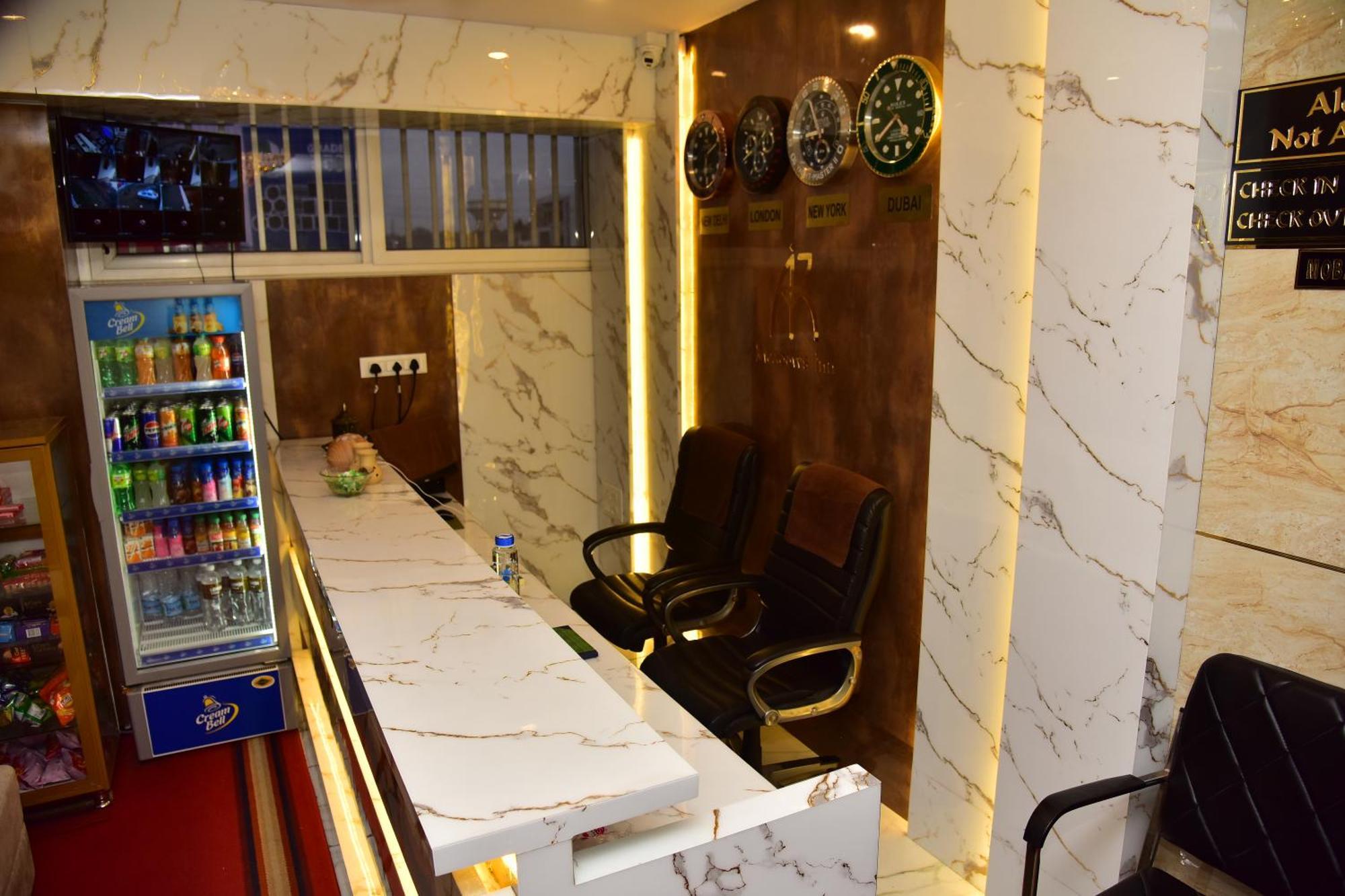 Meadows Inn Mysore Εξωτερικό φωτογραφία