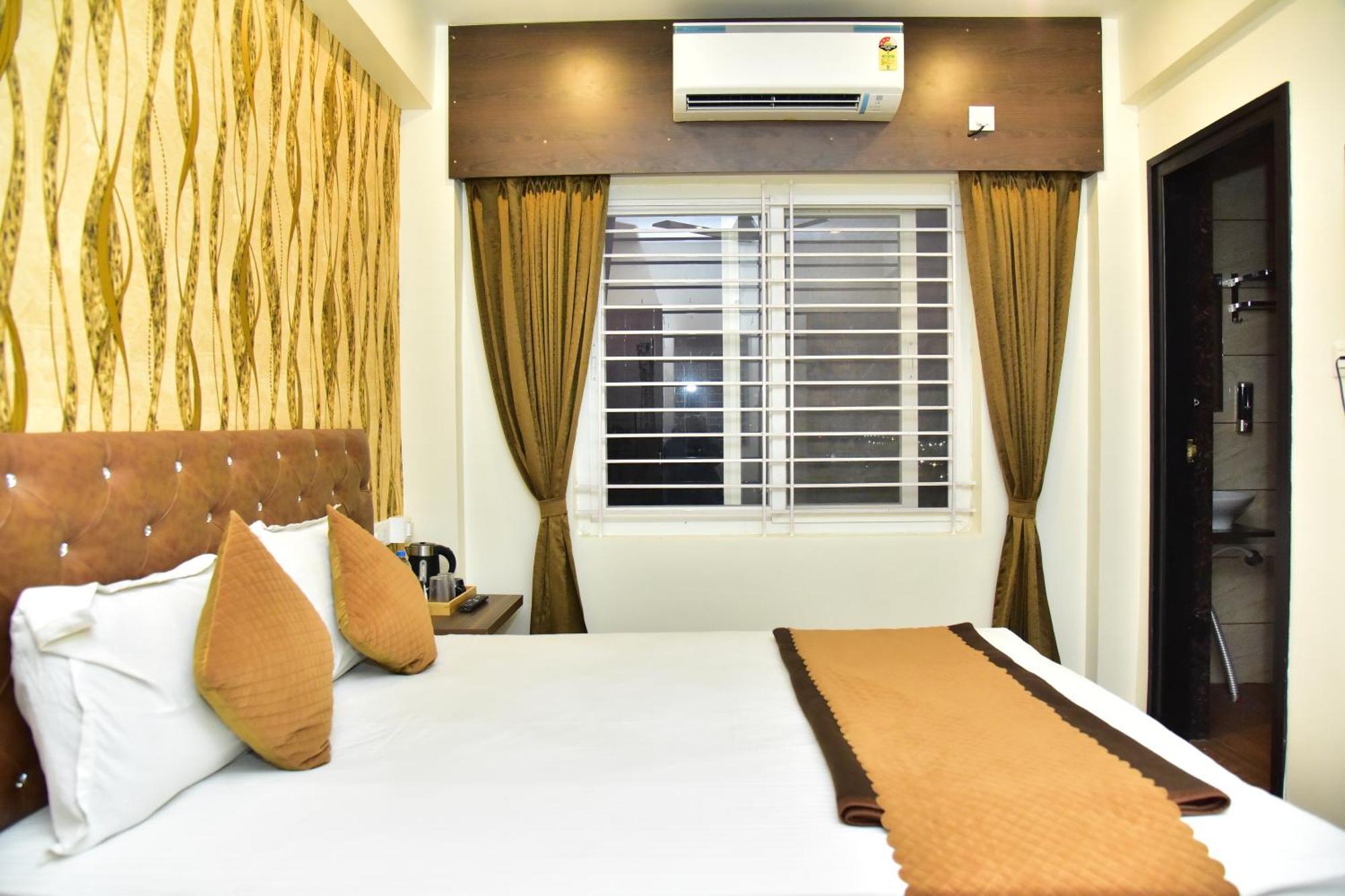 Meadows Inn Mysore Εξωτερικό φωτογραφία