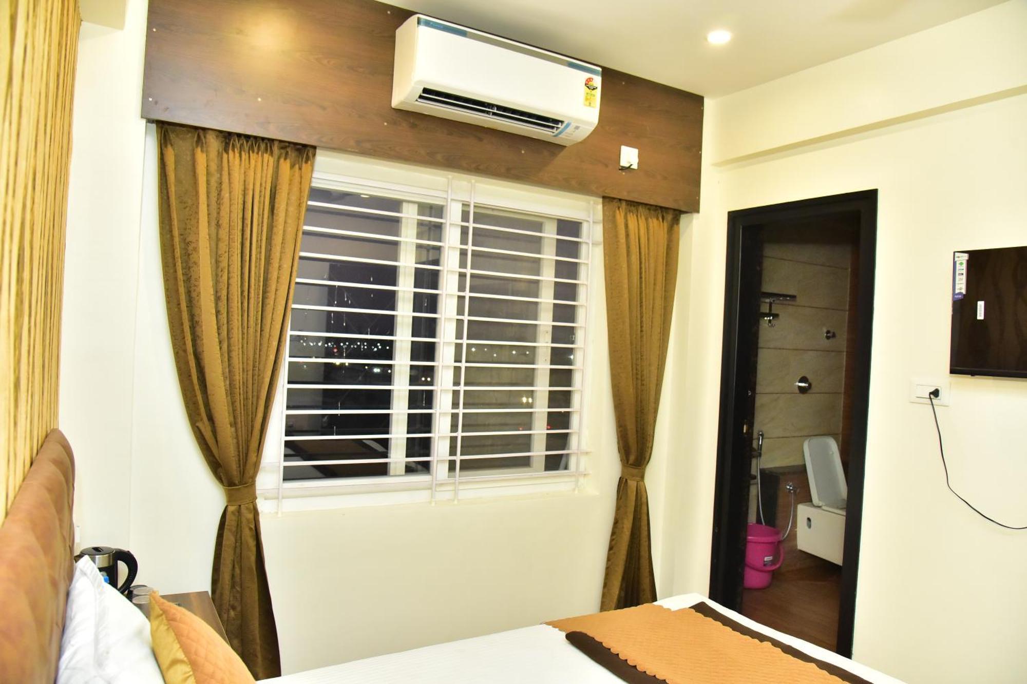 Meadows Inn Mysore Εξωτερικό φωτογραφία