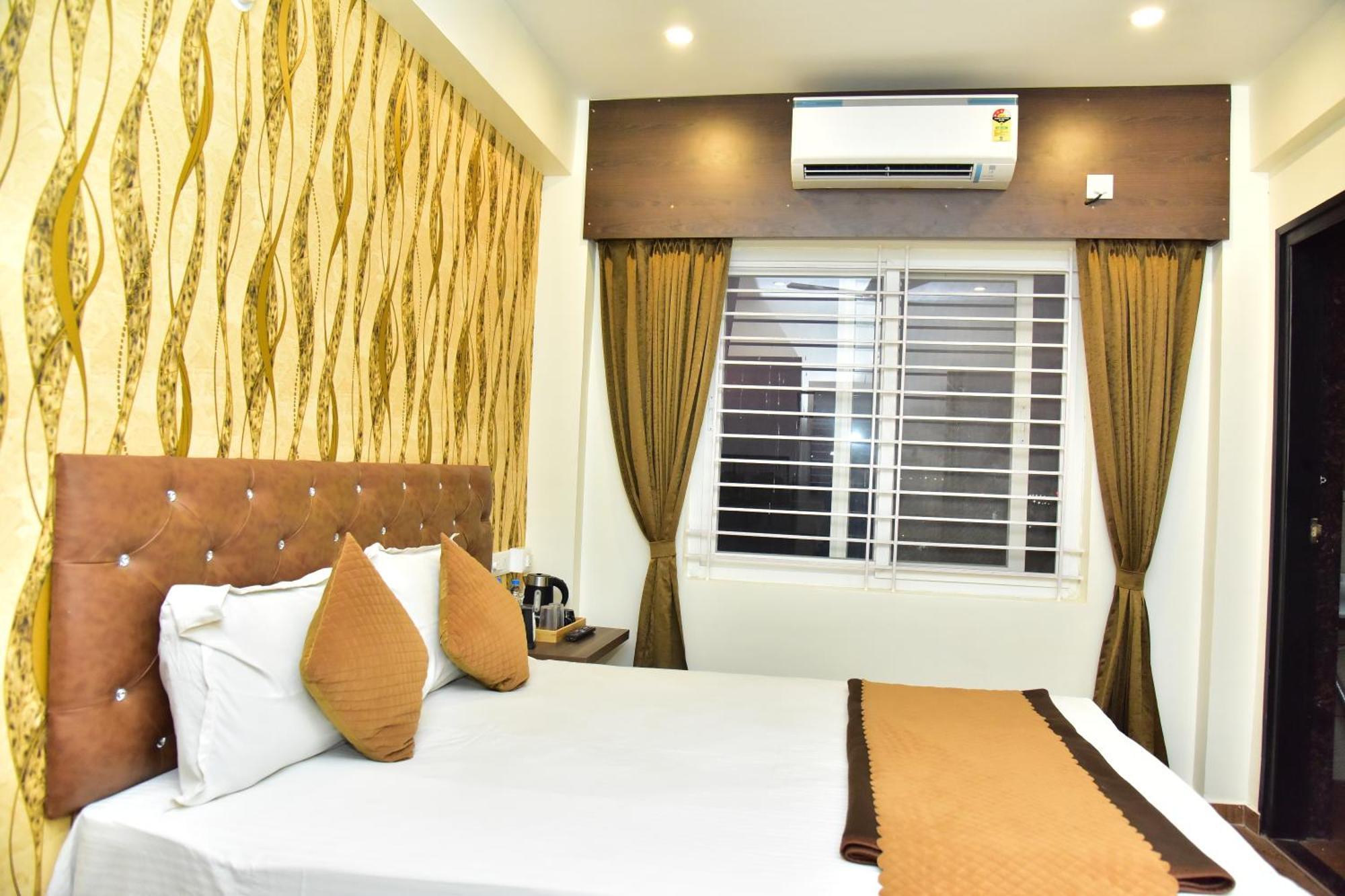 Meadows Inn Mysore Εξωτερικό φωτογραφία