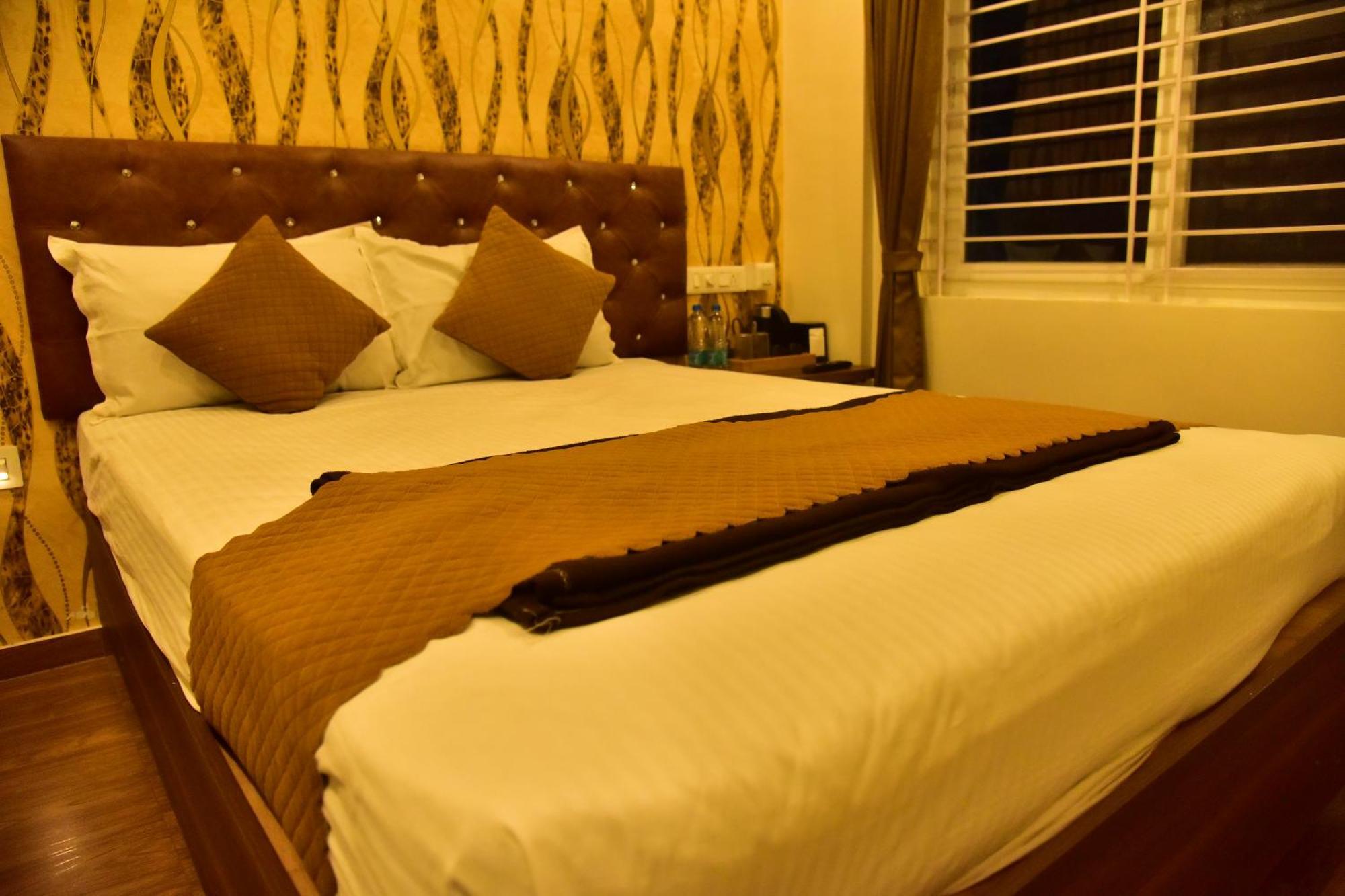Meadows Inn Mysore Εξωτερικό φωτογραφία
